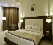 Hotel Lake View Hotels in Saputara