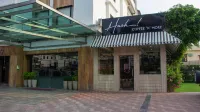 Hotel Mj Residency