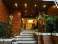 Hari Vilaas Enclave Hotels near IP Mall