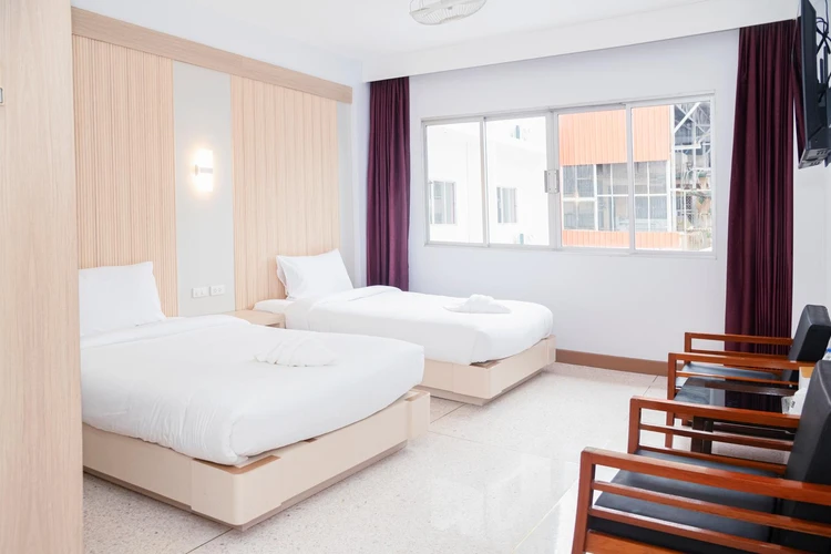 รูปภาพของโรงแรมเมอลิน Merlin Hotel 美轮酒店