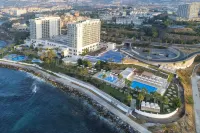Estival Torrequebrada Hotels near Las Yucas Beach