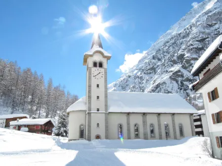 Haus Adora Отели в г. Saas-Almagell