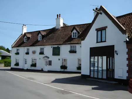 The Crown Hotel Отели в г. Брекленд Дистрикт