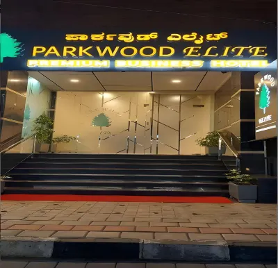 Parkwood Elite Hotels in Brookefield