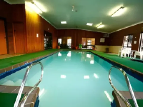 Golden Grain Motor Inn Hotels in Horsham