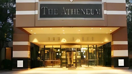 Atheneum Suite Hotel