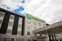 Holiday Inn & Suites Calgary South - Conference Ctr Hotels in Southeast Calgary