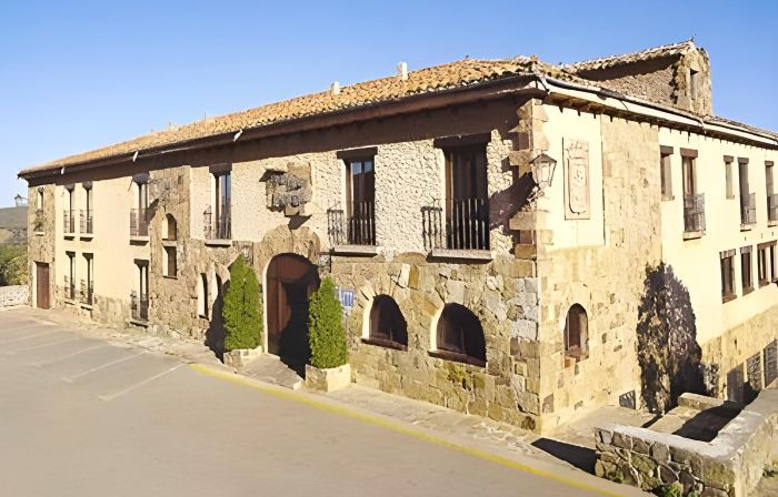 Hotel Leonor Mirón