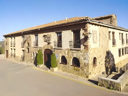 Hotel Leonor Mirón - 4-Star