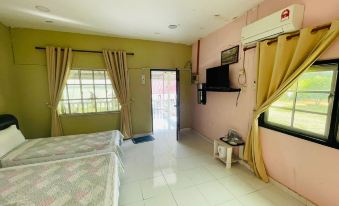 Tanjung Uda River Resort
