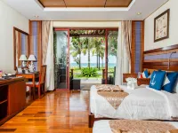 Ngwe Saung Yacht Club & Resort