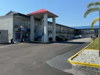 Motel 6 Englewood, FL Hotels in Grove City