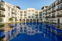Ramada by Wyndham Goa Vagator - Rooftop Pools
