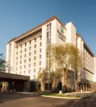 Embassy Suites by Hilton Nashville Airport Hotels in der Nähe von DeVry University