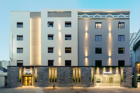 Hotel Yaja Отели рядом с достопримечательностью «Kimdaejoong Convention Center»