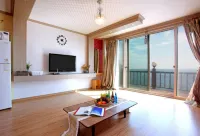 Yeongdeok Cheongsonghoe Snow Crab Pension Hotels in Yeongdeok