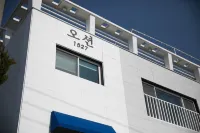 Gyeongju Ocean Pension 1527 Hotels near Tomb of King Munmu