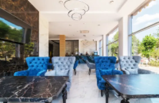 Grand Sapphire Hotel