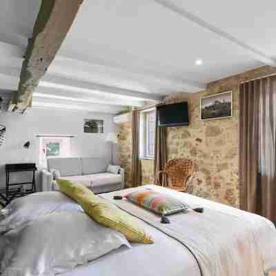 Logis Hôtel la Ferme de Flaran Rooms