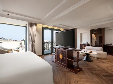 L'Signature Hotel & Spa
