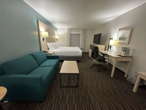 Best Western Watertown Hotels in 