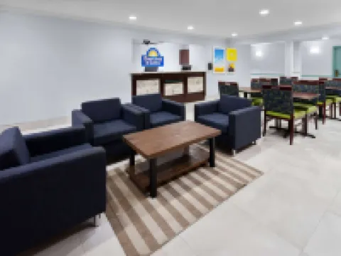 斯勒城戴斯套房酒店 查塔姆縣酒店