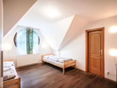 Lanovka Hotels in Karlovy Vary District