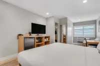 Sather Berkeley, SureStay Collection by BW