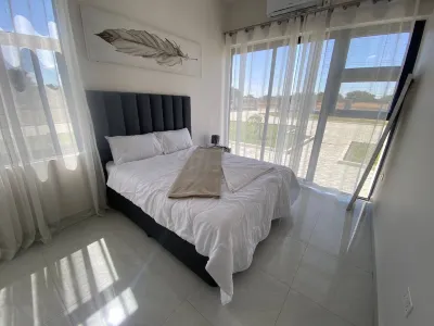 Luxurious Motherland Apartments Hotels near Kalimba Reptile Park