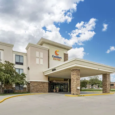 Comfort Suites East Lincoln - Mall Area