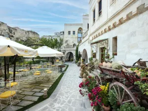 Tafoni Houses Cave Hotel