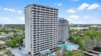 Condo is just  2 miles away from Disney, wonderful  Lake view family-sized Hotels near SeaWorld Orlando