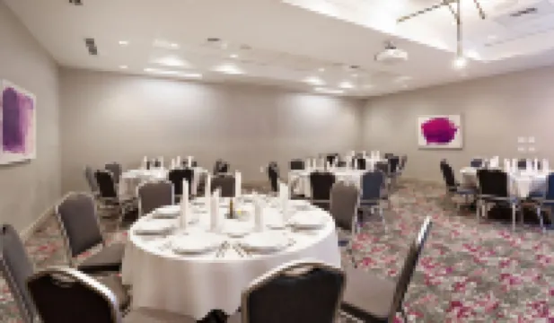 Holiday Inn TALLAHASSEE E CAPITOL - UNIV by IHG - Barer