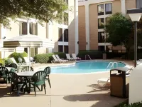 The Addison Hotel, SureStay Collection by Best Western - Pools