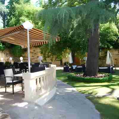 Hôtel Restaurant du Château de la Tour Hotel Exterior