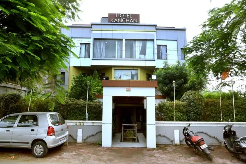 Kanchan Recreation Hotels in Khargone