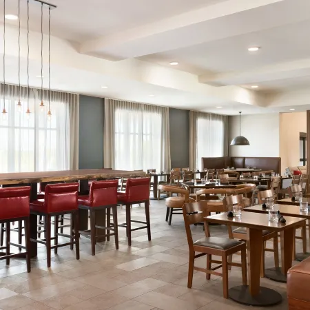 Four Points by Sheraton Fargo Medical Center