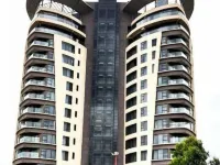 The Curve by the Park Apartments Hotels near Lunga Lunga Square