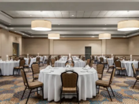 エンバシー スイーツ バイ ヒルトン コロンバス ダブリン ダブリンのホテル