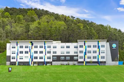 Tru by Hilton Cartersville Hotel di 