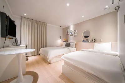 Yam Pohang Terminal Hotellit kohteessa Nam-gu