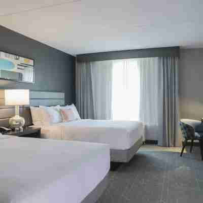 The Rewind West des Moines, Tapestry Collection by Hilton Rooms