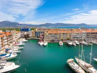 Club Nautic