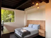 COTTAGE WITH POOL AND JACUZZI PEÑOL GUATAPE