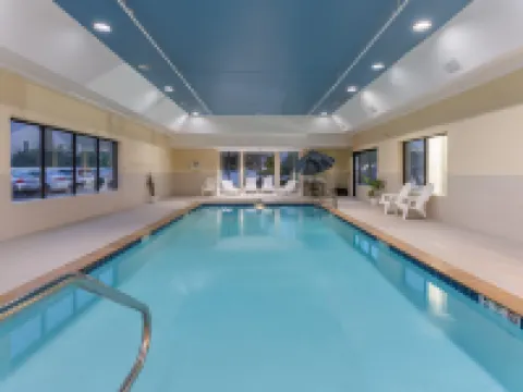 Hampton Inn Groton Hotels in Groton