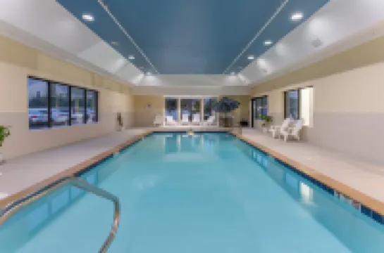 แฮมป์ตันอินน์ กรอตัน โรงแรมในโกรตอน