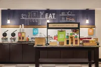 Hampton Inn & Suites Ft. Wayne-North - breakfast