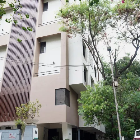 AR Suites Fontana Bay - Kalyani Nagar