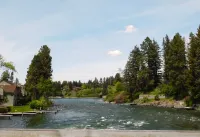 Cozy Bigfork Condo