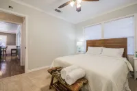|| Blue Bungalow || Luxury Downtown McKinney